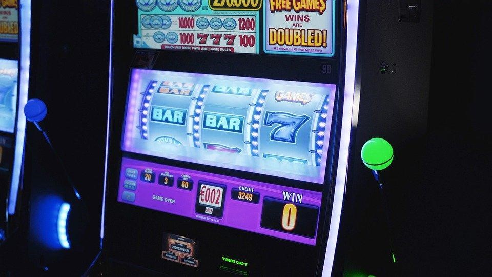 5 Top Elements to Consider When Selecting an Online Slots Gaming Provider